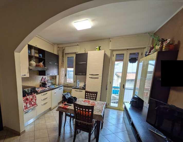immobile appartamento all'asta in Via Giacomo Matteotti 30 angolo Via Don C Mattavelli - 20841 Carate Brianza (MB) - 5