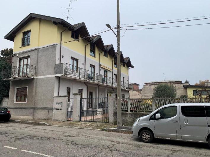 immobile appartamento all'asta in Via BARAGGIOLI 3 - 21052 Busto Arsizio (VA) - 1
