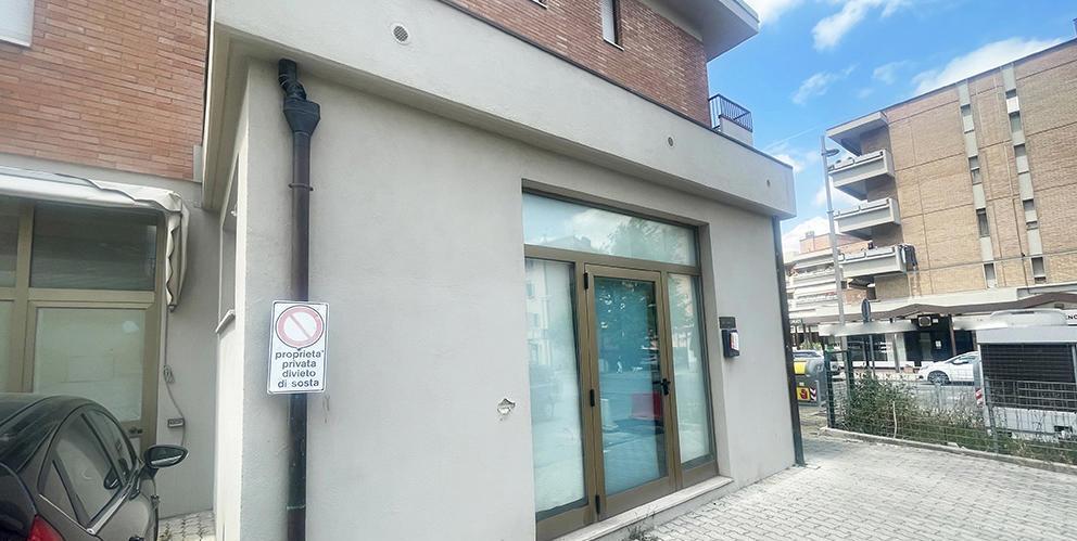 immobile attivita commerciale all'asta in Via Senese e Via  Gracco del Secco - Poggibonsi (SI) - 5
