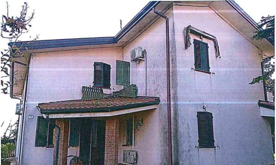 immobile appartamento all'asta in Via Veneto, 3 - 45012 Ariano nel Polesine (RO) - 1