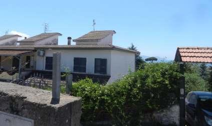 immobile appartamento all'asta in Via Sotto ai Camoldoli, 53N - 80059 Torre del Greco (NA) - 2
