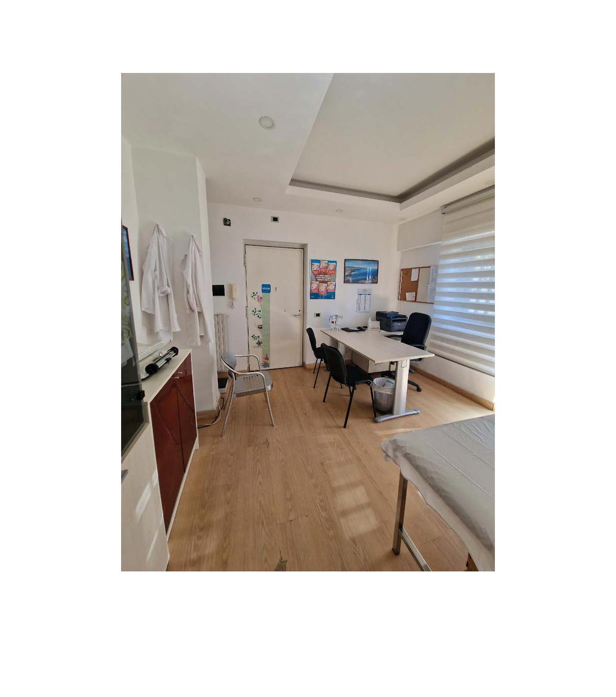 immobile ufficio all'asta in Via Vittorio Veneto, 99, 80058 Torre Annunziata NA, Italia Torre Annunziata, Napoli - 4