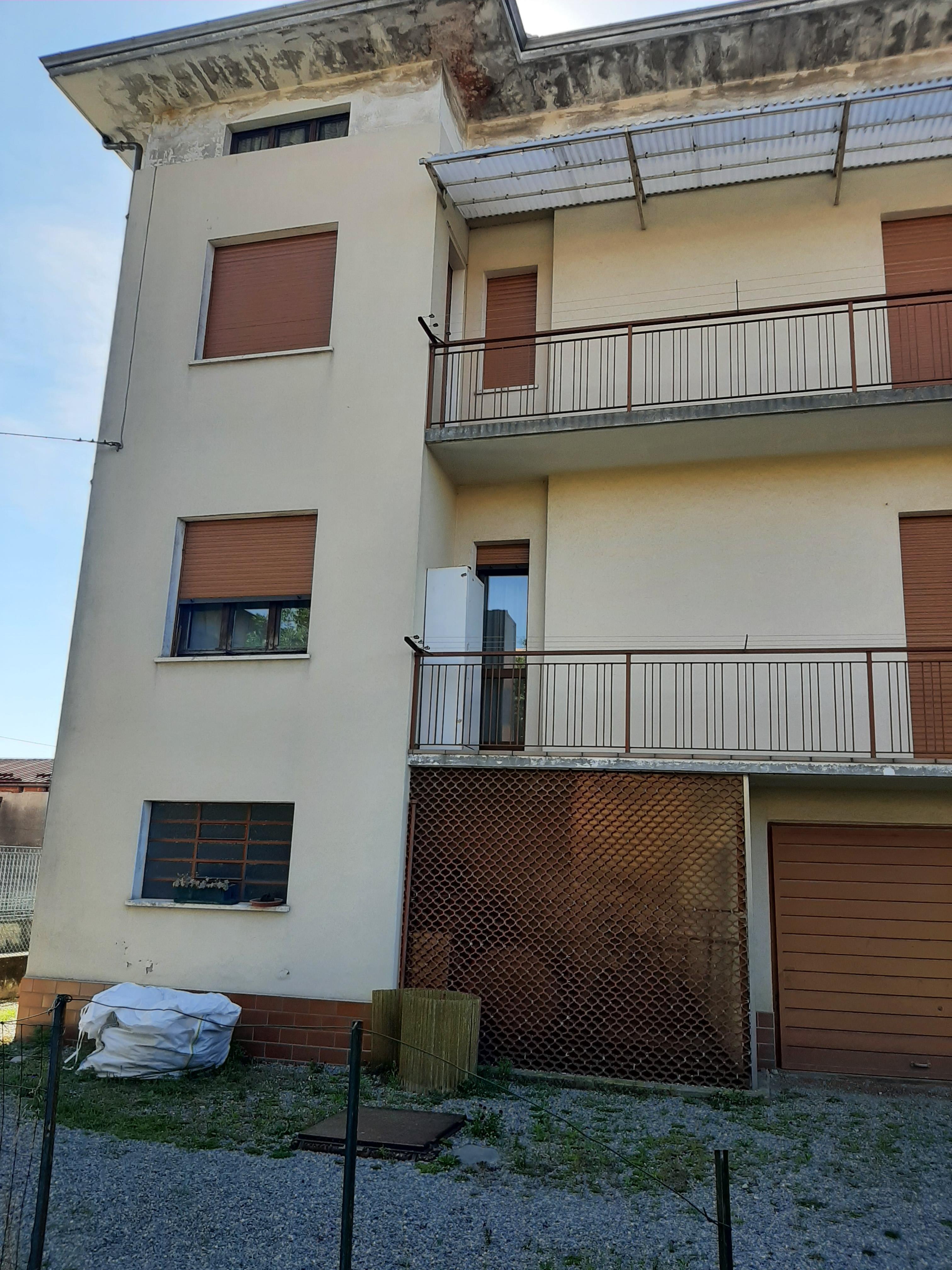 immobile appartamento all'asta in Via Felice Trossi, 60 - 13856 Vigliano Biellese (BI) - 2