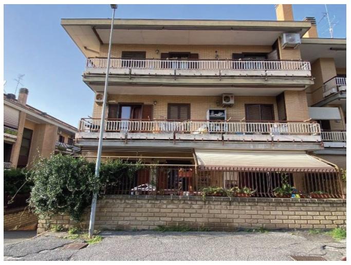 immobile appartamento all'asta in Via Lavinio, 54, 00041 Albano Laziale RM, Italia Albano Laziale, Roma - 1