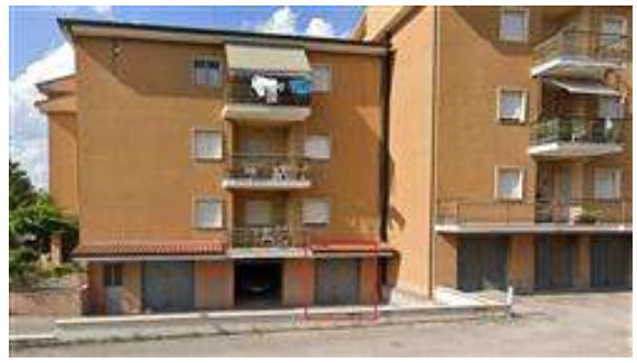 immobile casa singola all'asta in Via Monte Gemmo, 13, 62022 Castelraimondo MC, Italia Castelraimondo, Macerata - 1