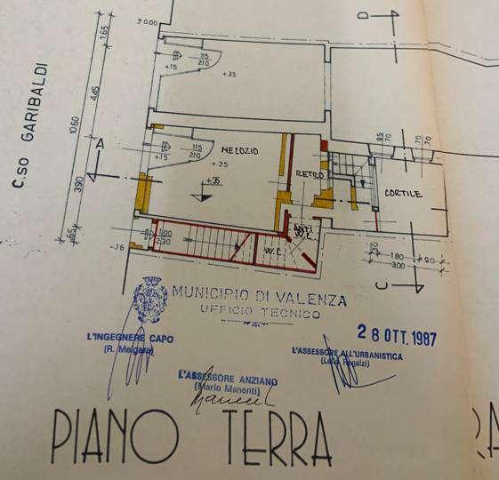 immobile negozio all'asta in Corso Garibaldi, 8 - 15048 Valenza (AL) - 1