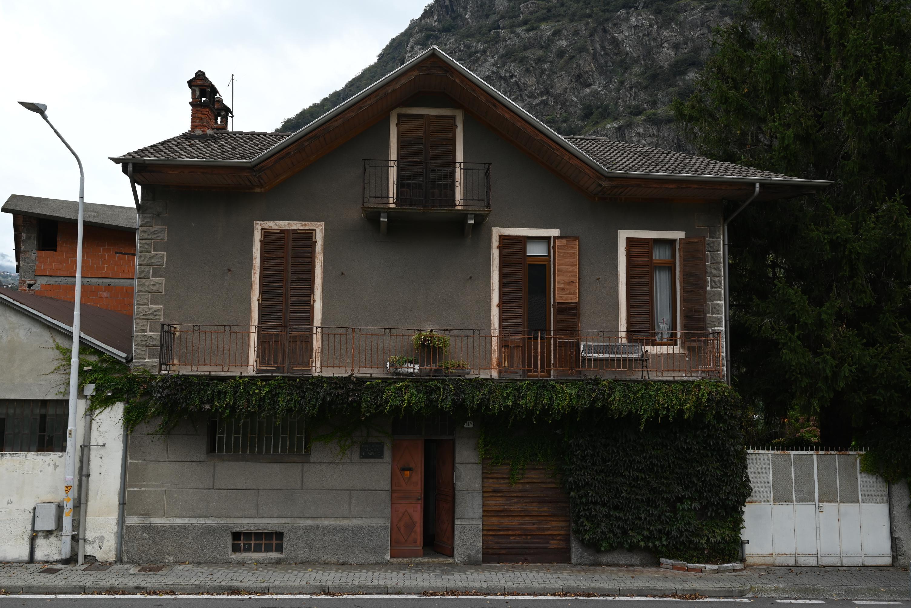immobile appartamento all'asta in Via Des Alpes 9 - 11029 Verrès (AO) - 1