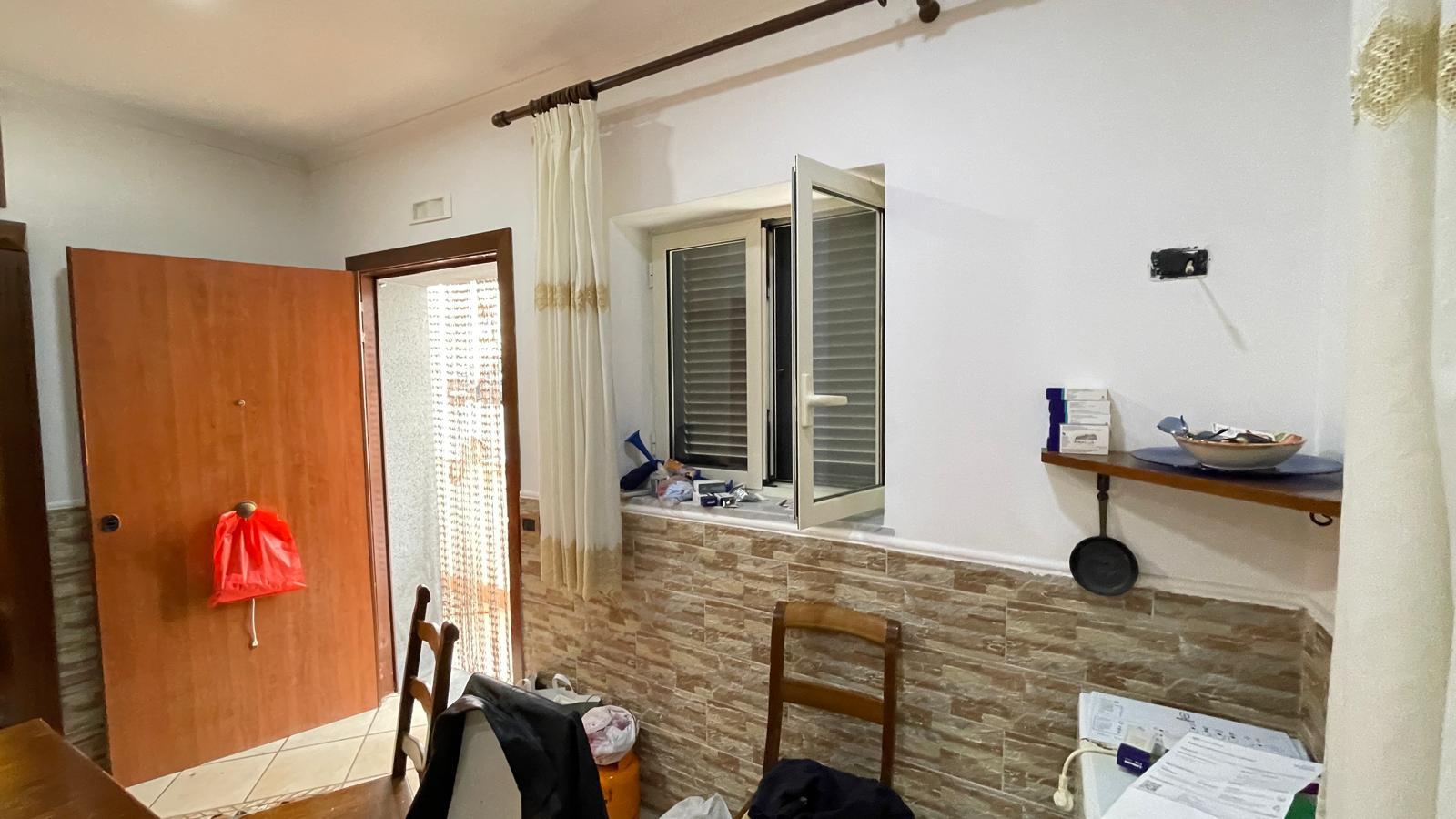 immobile appartamento all'asta in Via Cuma n 5 - 80059 Torre del Greco (NA) - 1