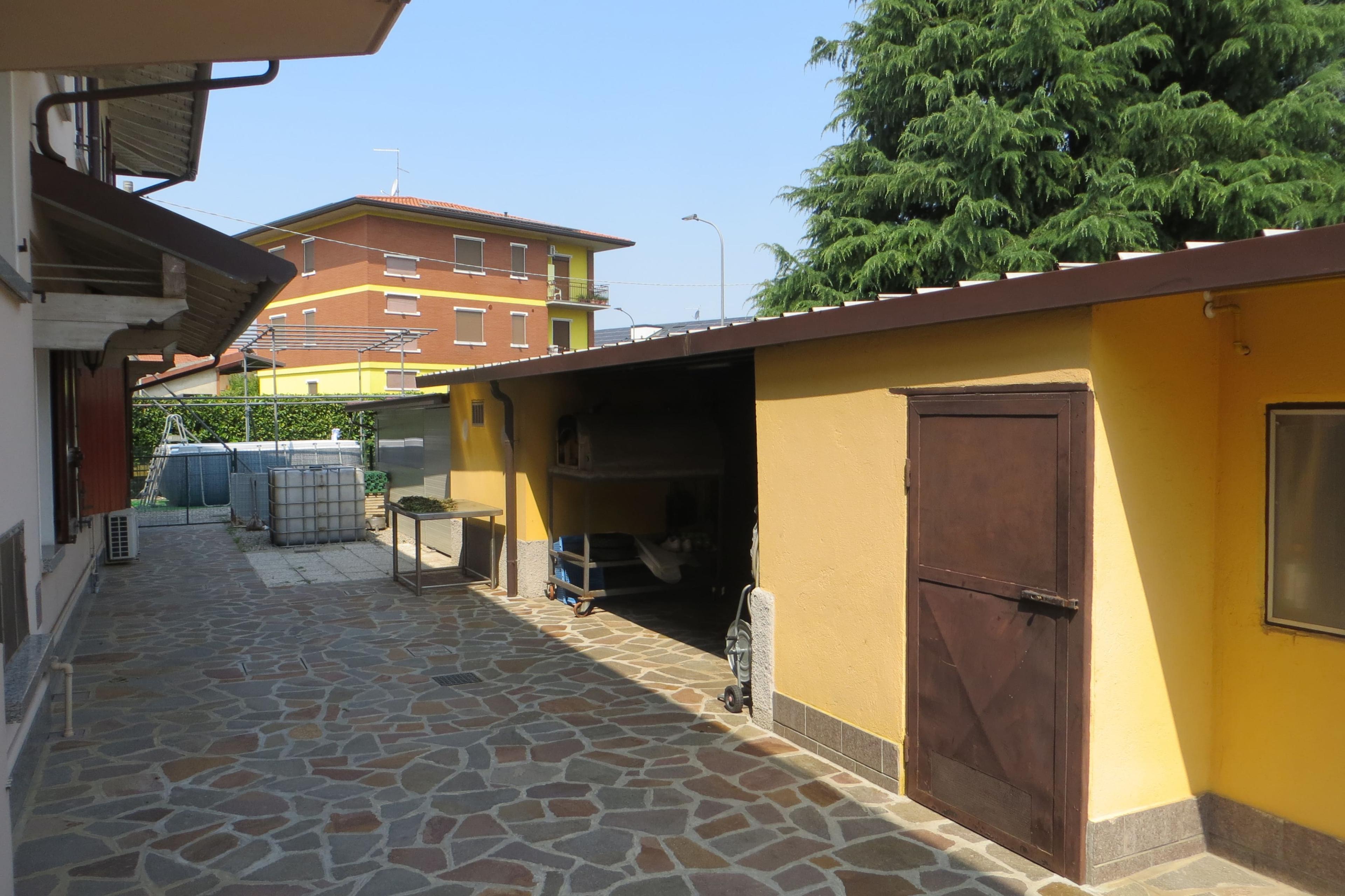 immobile casa singola all'asta in Via Giacomo Quarenghi 10 - 24050 Calcinate (BG) - 3