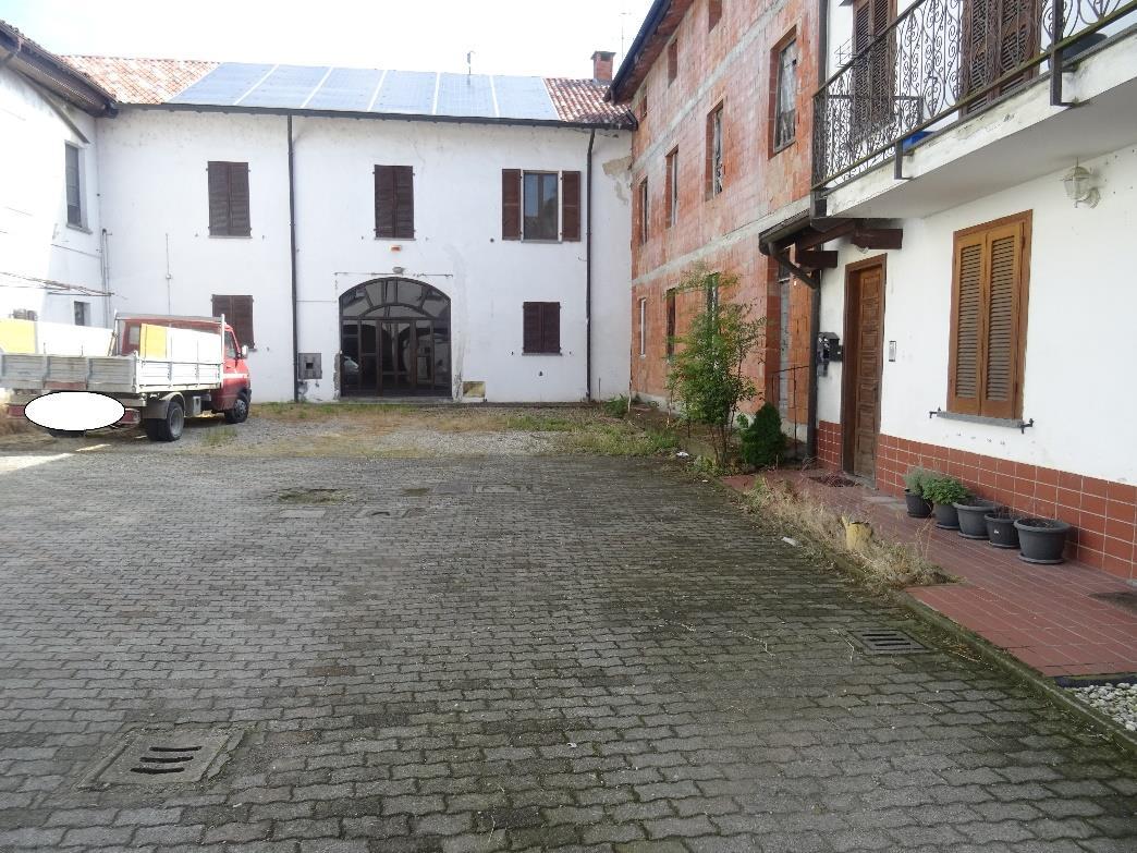 immobile appartamento all'asta in Via Giacomo Matteotti, 7, 27030 Ottobiano PV, Italia Ottobiano, Pavia - 3