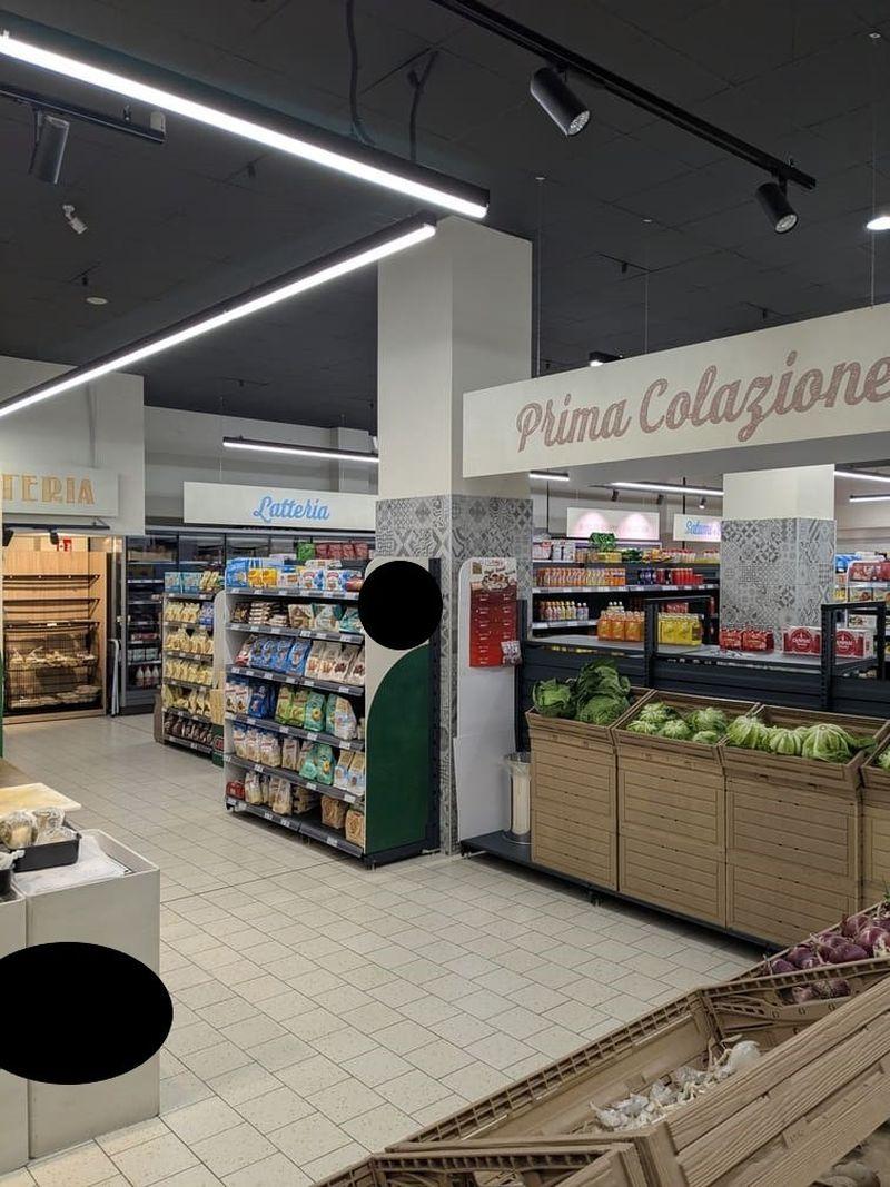 immobile attivita commerciale all'asta in Via Tenente Luigi Buonaiuto, 13-15, 84087 Sarno SA, Italia Sarno, Salerno - 4
