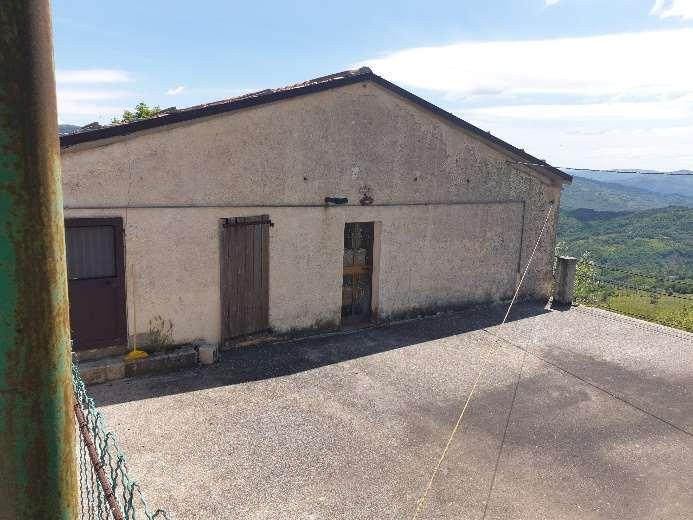 immobile appartamento all'asta in Contrada Padule Piane - 86080 Belmonte del Sannio (IS) - 2