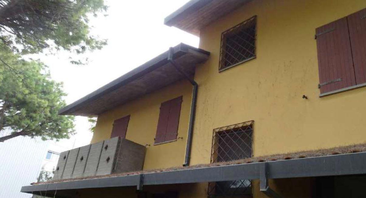 immobile appartamento all'asta in Via Augusto Murri 6/8 - 48018 Faenza (RA) - 3