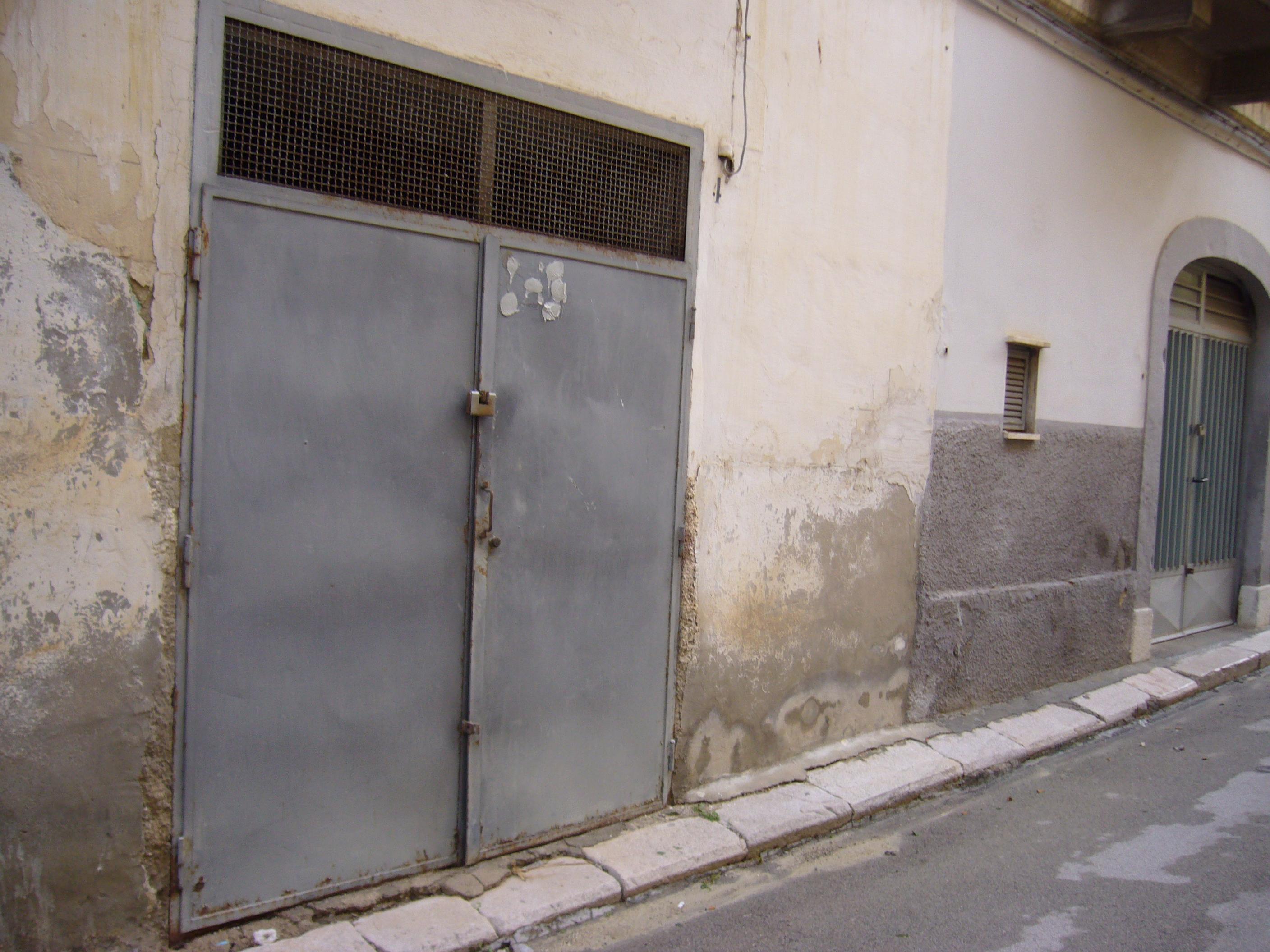 immobile appartamento all'asta in VIA LUDOVICO ARIOSTO N 4 - 76012 Canosa di Puglia (BT) - 4