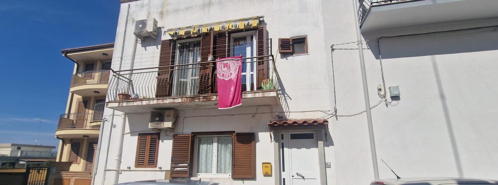 immobile appartamento all'asta in Via Michelangelo Buonarroti, 5, 74013 Ginosa TA, Italia Ginosa, Taranto - 1