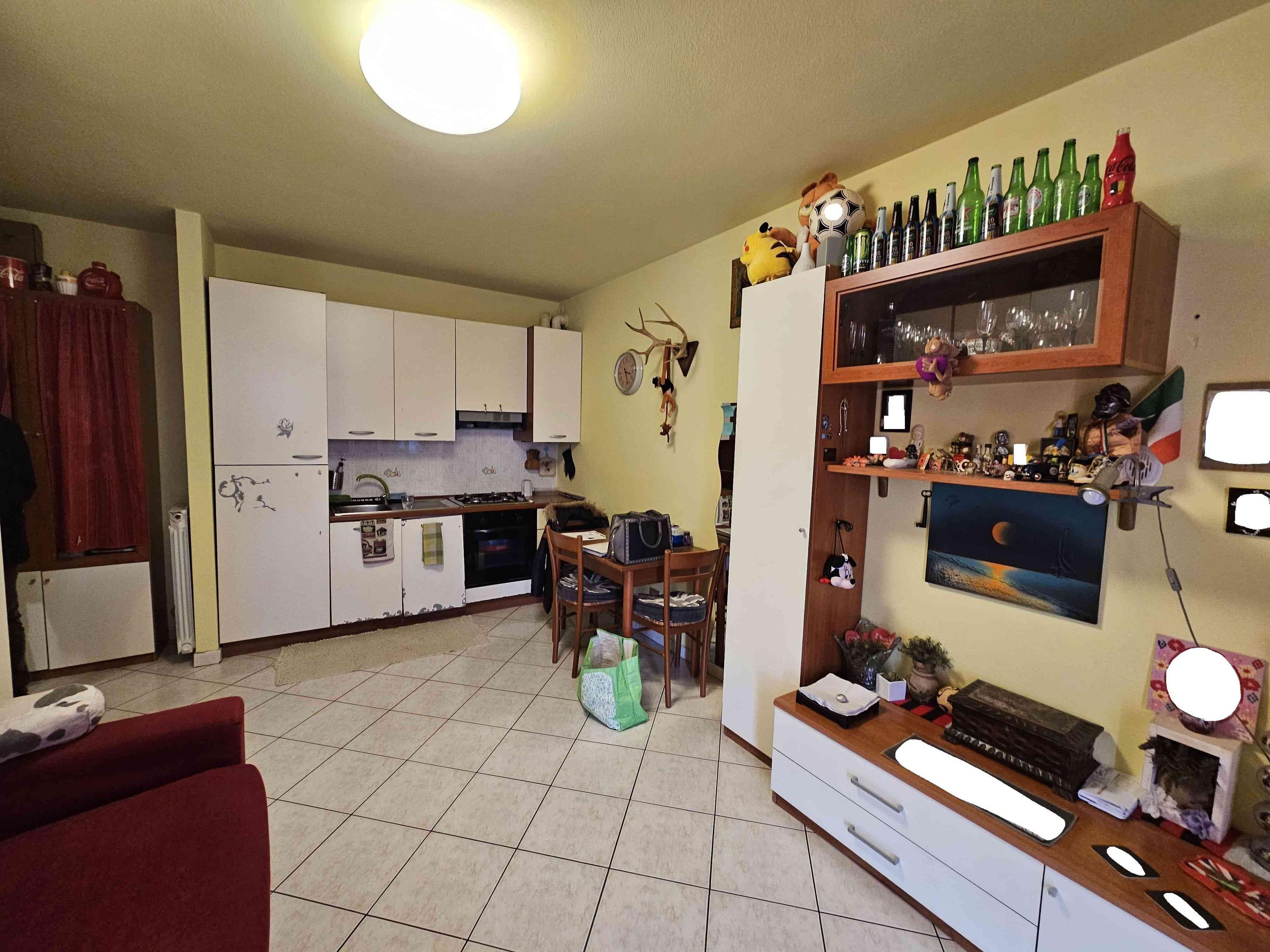 immobile appartamento all'asta in Largo Fontanili 26 - 26853 Caselle Lurani (LO) - 2