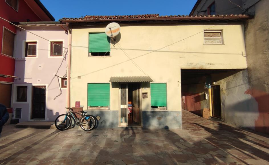 immobile appartamento all'asta in Via Valloscura 9/E - 36072 Chiampo (VI) - 2