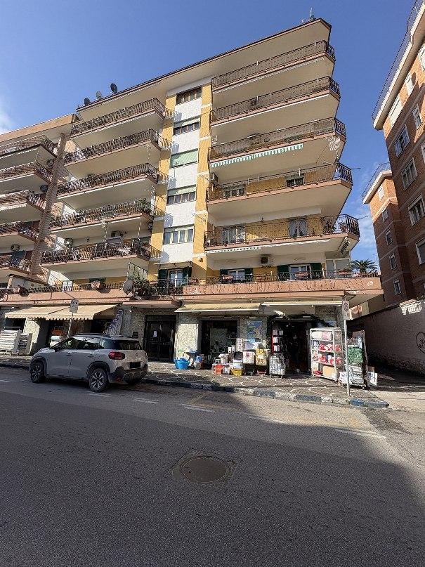 immobile appartamento all'asta in Via Dante Alighieri, 20, 80014 Giugliano in Campania NA, Italia Giugliano In Campania, Napoli - 1