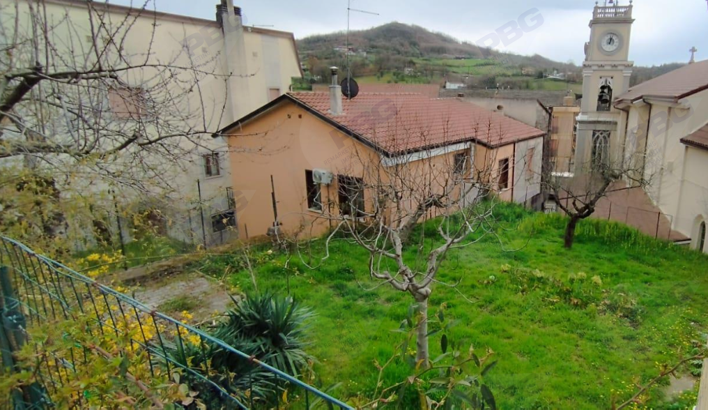 immobile appartamento all'asta in San Nicola Baronia     - 83050 San Nicola Baronia (AV) - 1
