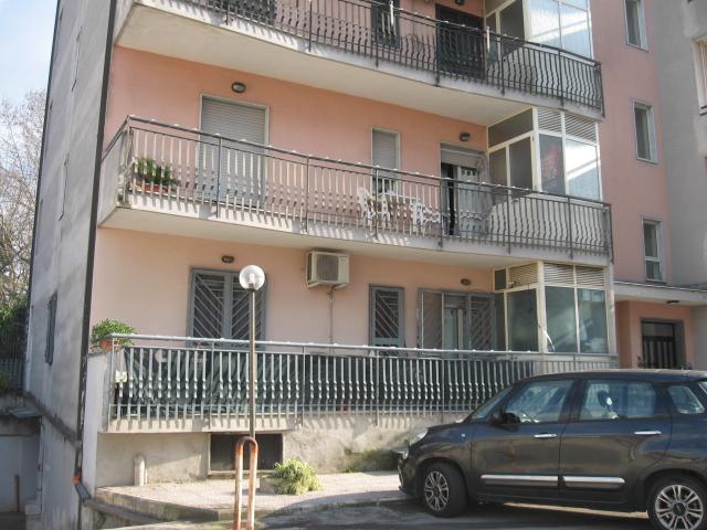 immobile appartamento all'asta in Via Cristoforo Colombo, 17, 84018 Scafati SA, Italia Scafati, Salerno - 2