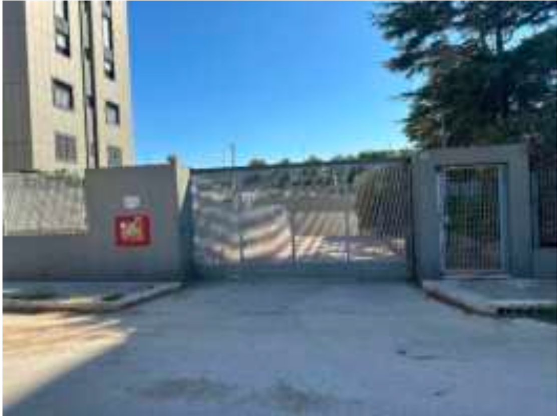 immobile garage all'asta in Via Tenente Cesare Suglia, 31, 70126 Bari BA, Italia Bari, Bari - 1