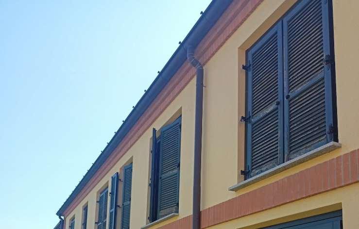 immobile appartamento all'asta in Via De Amicis 2 - 21020 Varano Borghi (VA) - 2