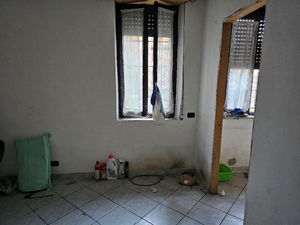 immobile appartamento all'asta in Via Castello, 42, 28065 Cerano NO, Italia Cerano, Novara - 4