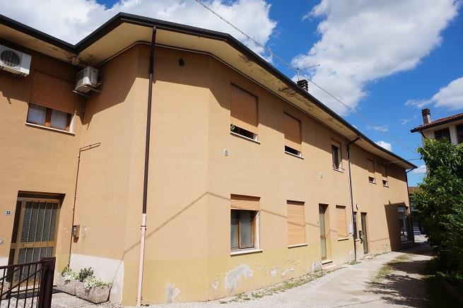 immobile appartamento all'asta in Via Molini 57-59 - 36055 Nove (VI) - 4