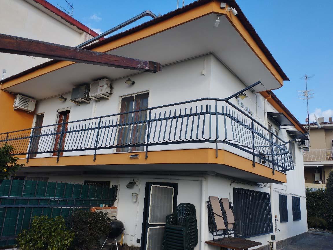 immobile villa all'asta in Via Gian Battista Vico, 15, 80038 Pomigliano d'Arco NA, Italia Pomigliano D'Arco, Napoli - 1