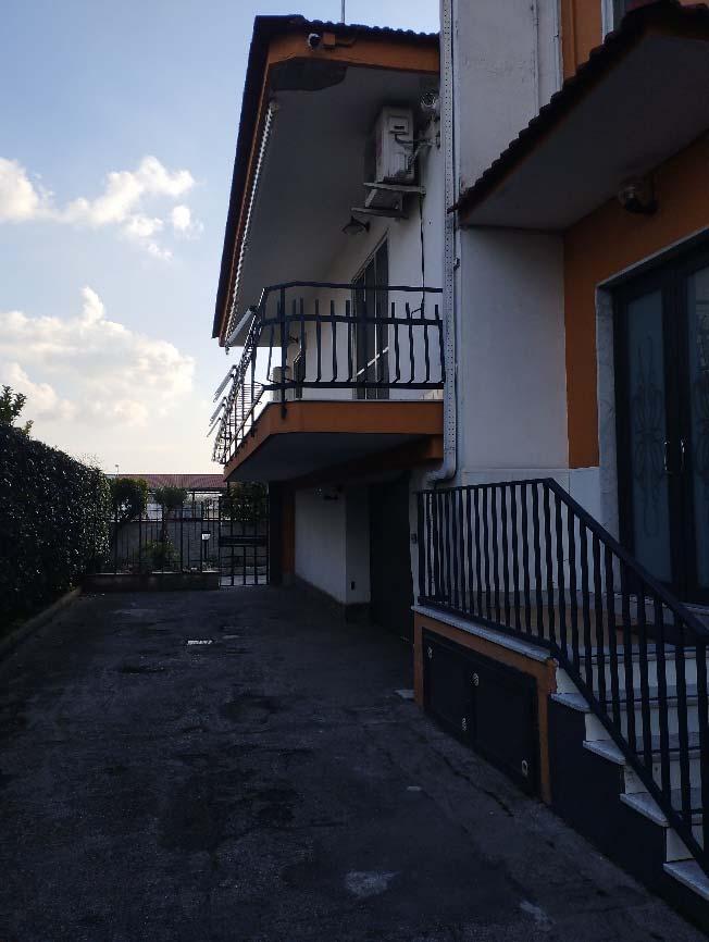immobile villa all'asta in Via Gian Battista Vico, 15, 80038 Pomigliano d'Arco NA, Italia Pomigliano D'Arco, Napoli - 3