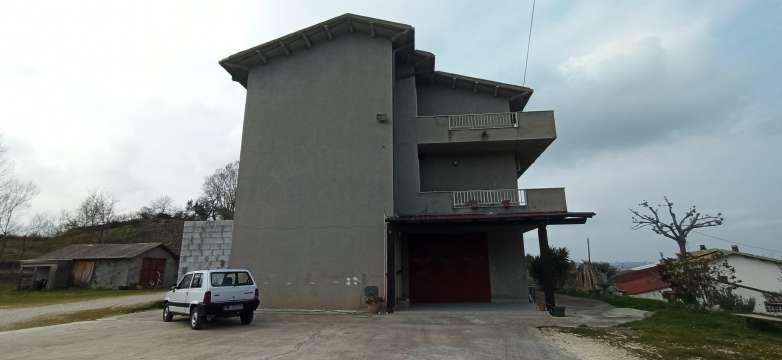 immobile terreno all'asta in Via snc snc - 66010 Villamagna (CH) - 1