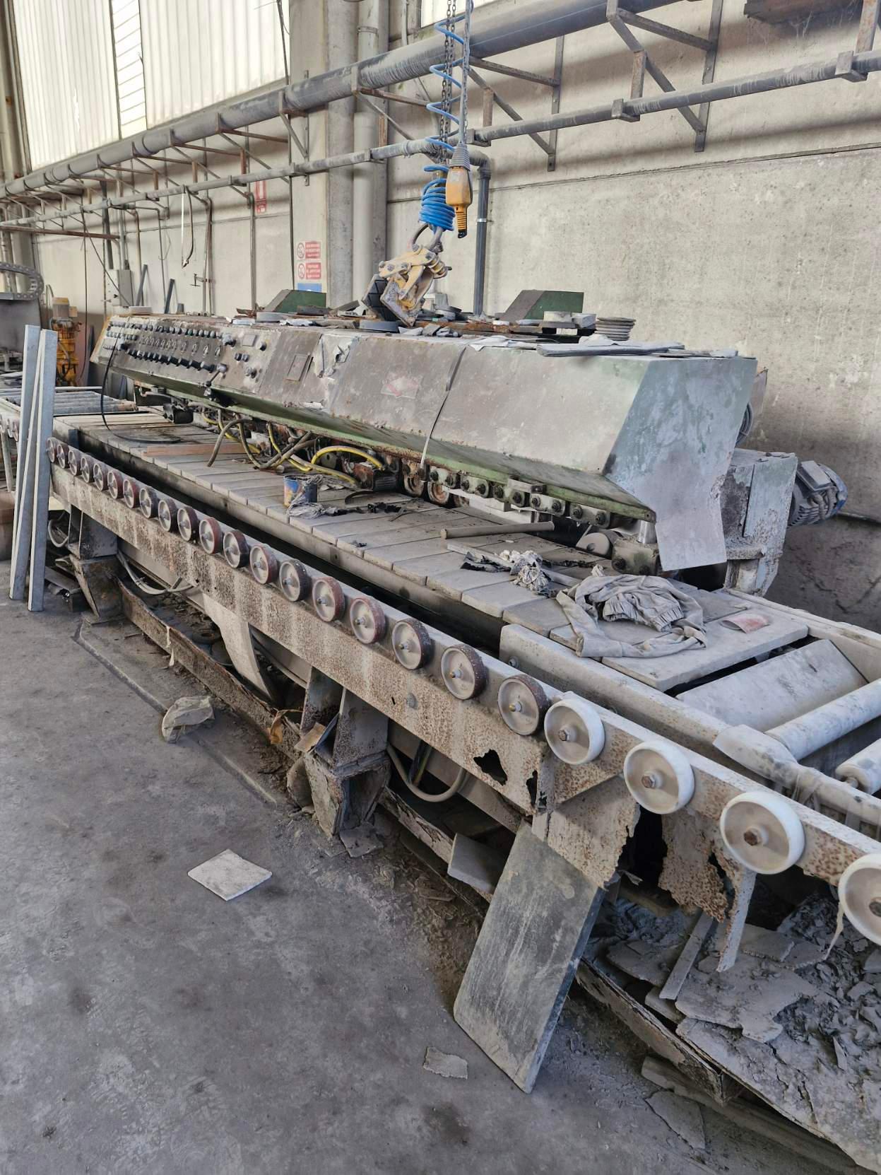 immobile attivita commerciale all'asta in Via F Arata, 10, 16044 Cicagna GE, Italia - 16100 Cicagna (GE) - 3