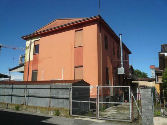 immobile appartamento all'asta in Piazza Ada Negri - Sacchelle 1/2/3 - 26851 Borgo San Giovanni (LO) - 4