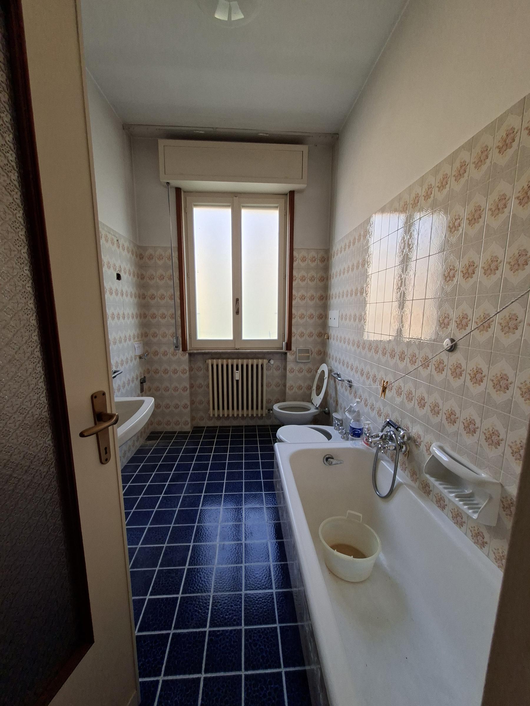 immobile appartamento all'asta in Via Cristoforo Colombo, 17 B, 43039 Salsomaggiore Terme PR, Italia Salsomaggiore Terme, Parma - 3