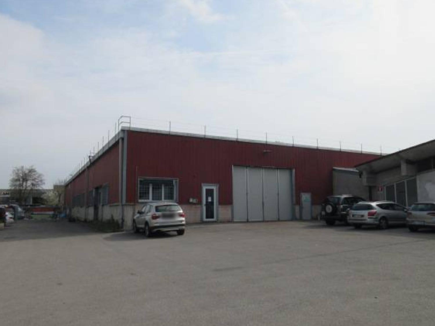 immobile attivita commerciale all'asta in Via Europa, 46, 36033 Isola Vicentina VI, Italia Isola Vicentina, Vicenza - 1