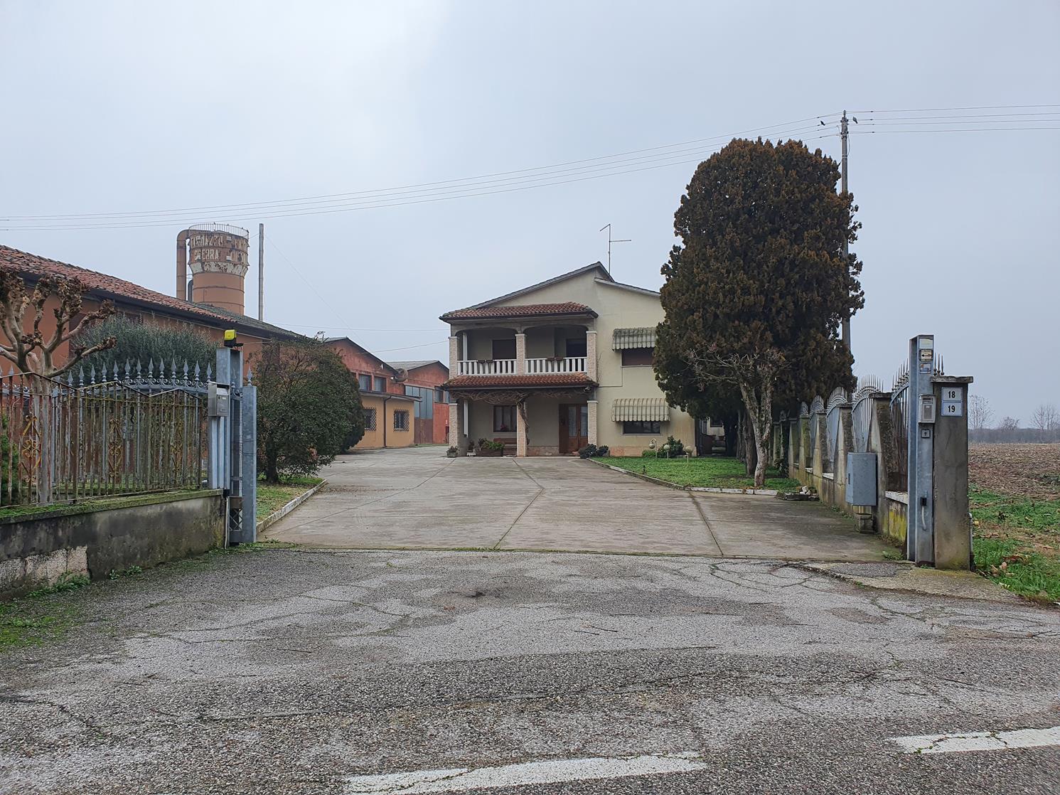 immobile capannone all'asta in Via Palazzina - San Pietro di Morubio (VR) - 1