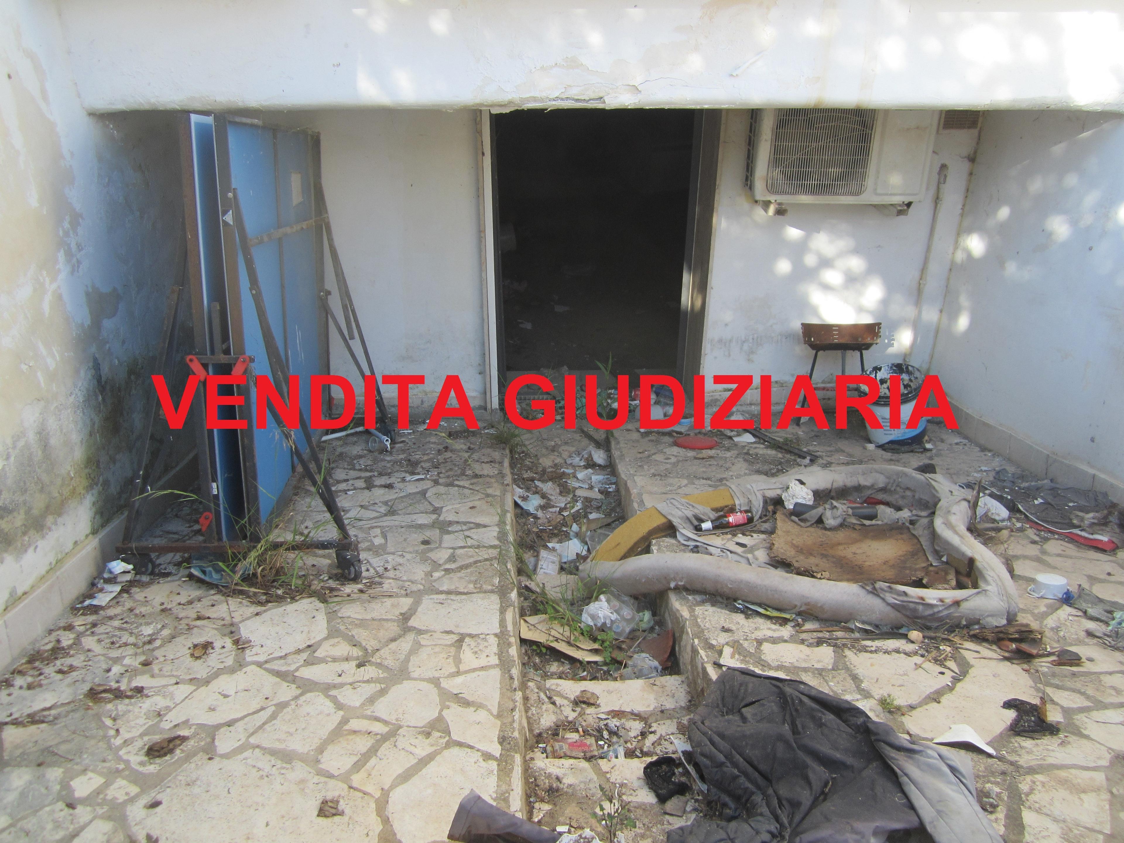 immobile appartamento all'asta in Via Giuseppe di Vittorio, 42, - 73010 Porto Cesareo (LE) - 1