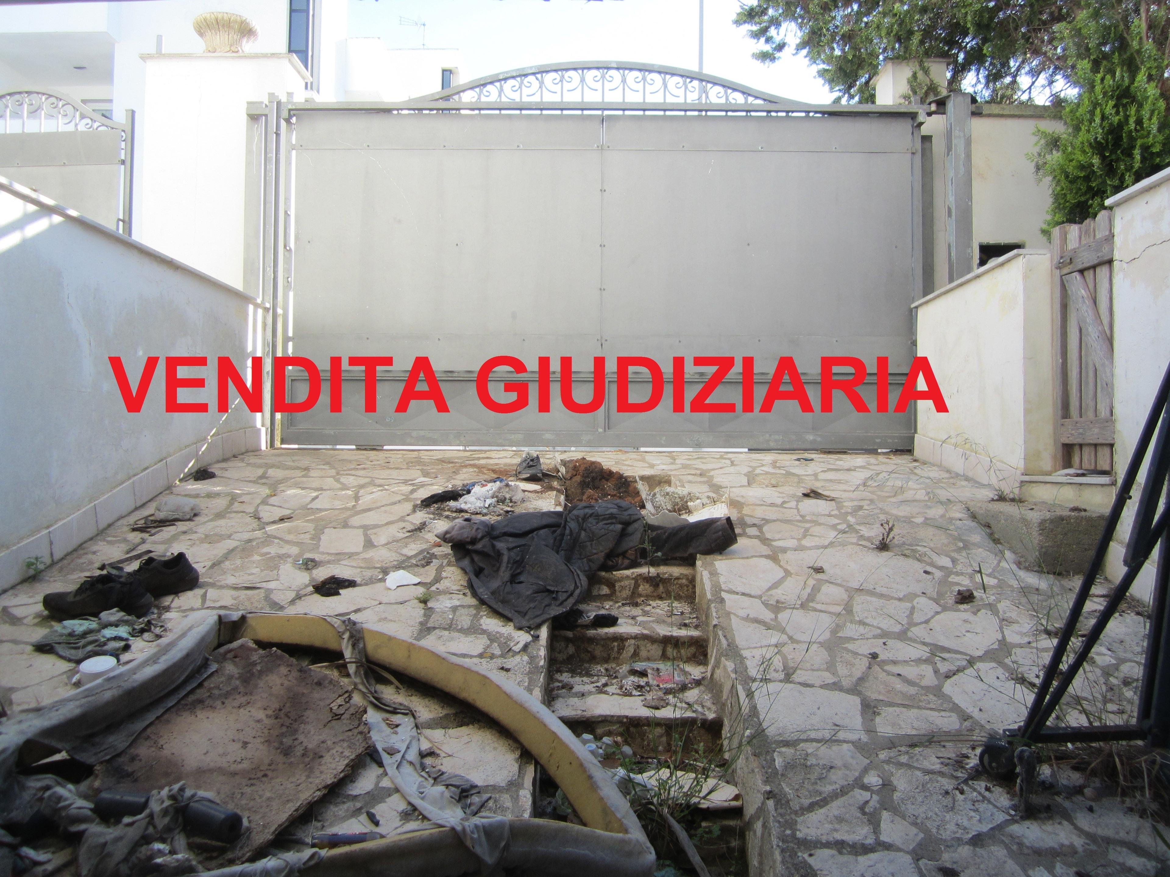 immobile appartamento all'asta in Via Giuseppe di Vittorio, 42, - 73010 Porto Cesareo (LE) - 3