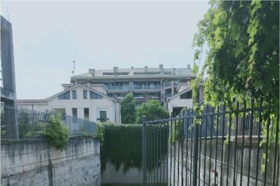 immobile garage all'asta in Corso Leonardo da Vinci 31 - 21013 Gallarate (VA) - 1