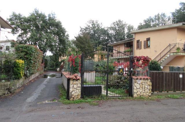 immobile appartamento all'asta in Via dei Pini, 156/g, 01018 Valentano VT, Italia Valentano, Viterbo - 2