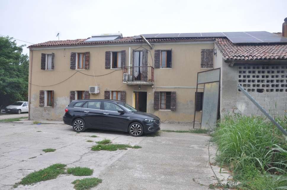 immobile appartamento all'asta in Via Rovigana 51/C - 35043 Monselice (PD) - 2