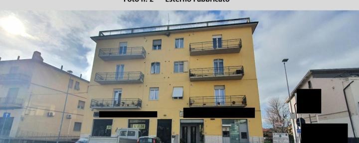 immobile magazzino all'asta in Pza Kennedy, 34, 60025 Villa Musone AN, Italia - Loreto (AN) - 1
