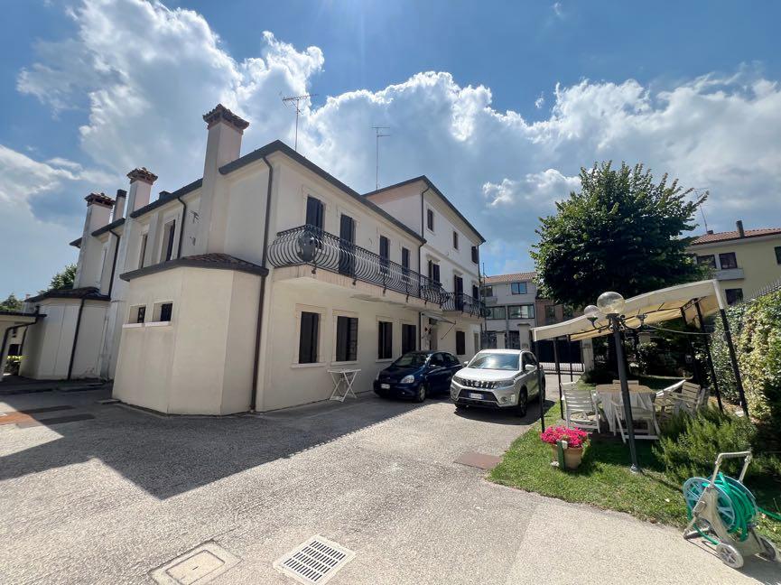 immobile villa all'asta in Via Nazario Sauro, 3 - 30027 San Donà di Piave (VE) - 3