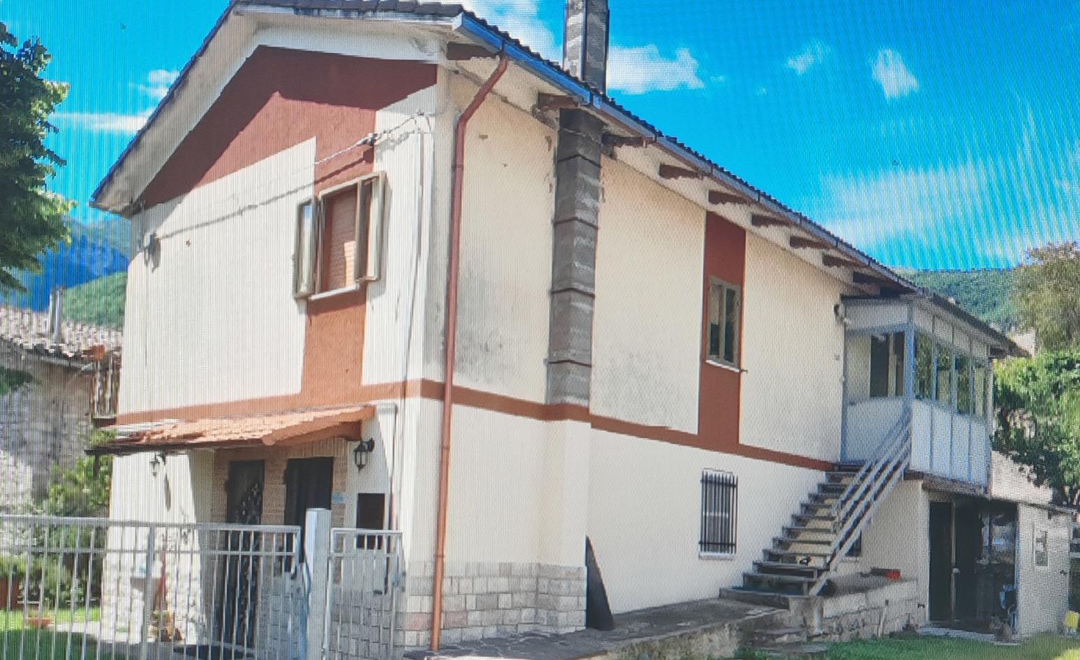 immobile appartamento all'asta in Frazione Venatura, 26, 60041 Venatura AN, Italia - Sassoferrato (AN) - 1