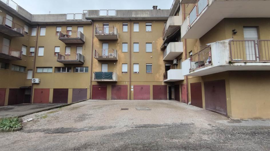 immobile appartamento all'asta in Via Istria 16 - 36023 Longare (VI) - 3