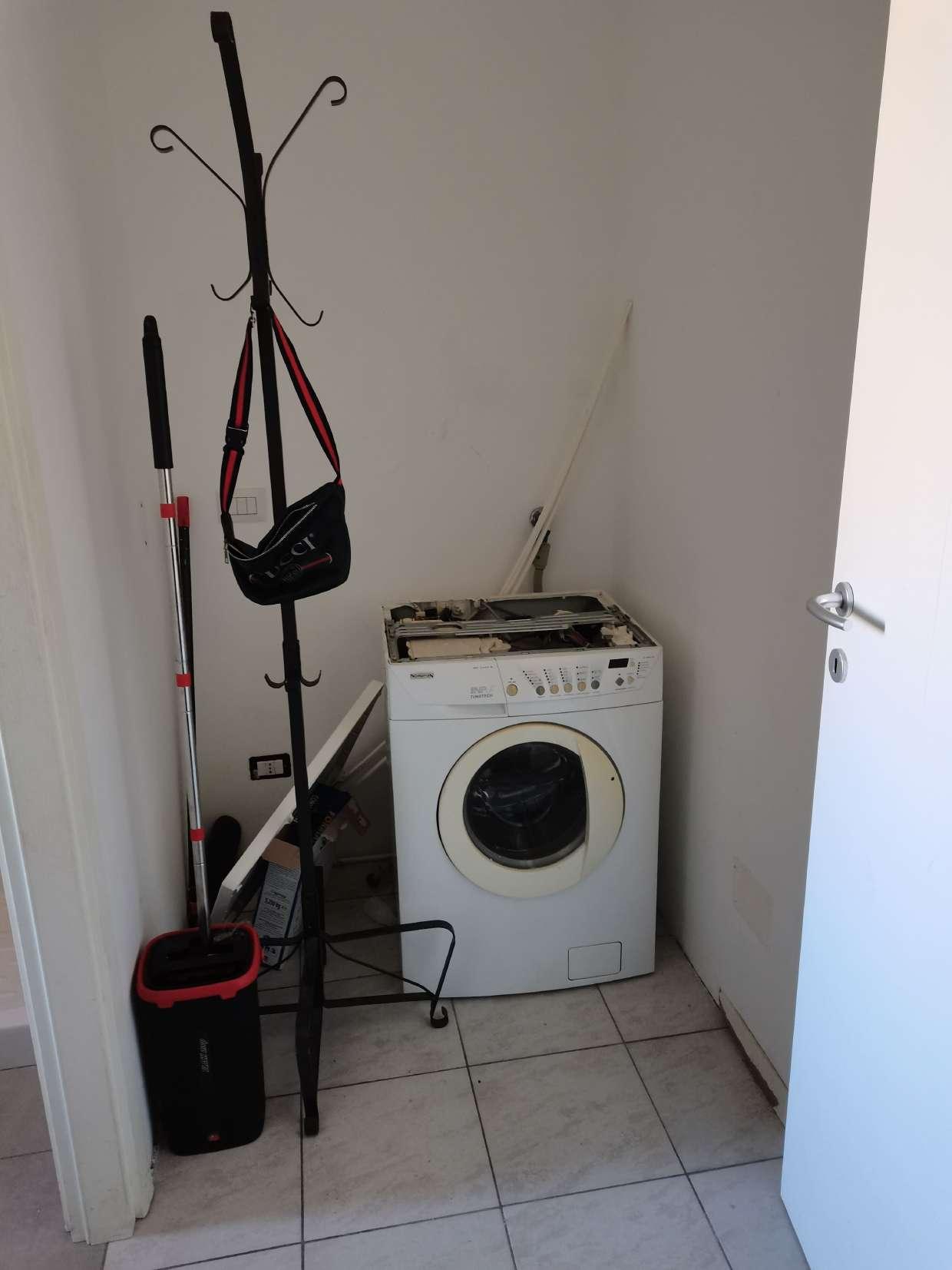 immobile appartamento all'asta in Via Pusiano, 13, 20831 Seregno MB, Italia - 20931 Seregno (MB) - 4