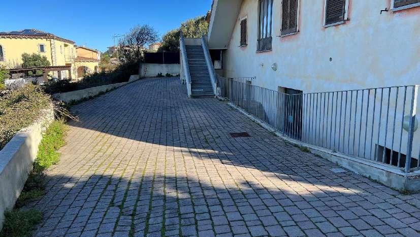 immobile appartamento all'asta in Via Petra Bianca, 07038 Trinità d'Agultu e Vignola SS, Italia Trinità D'Agultu E Vignola, Sassari - 2
