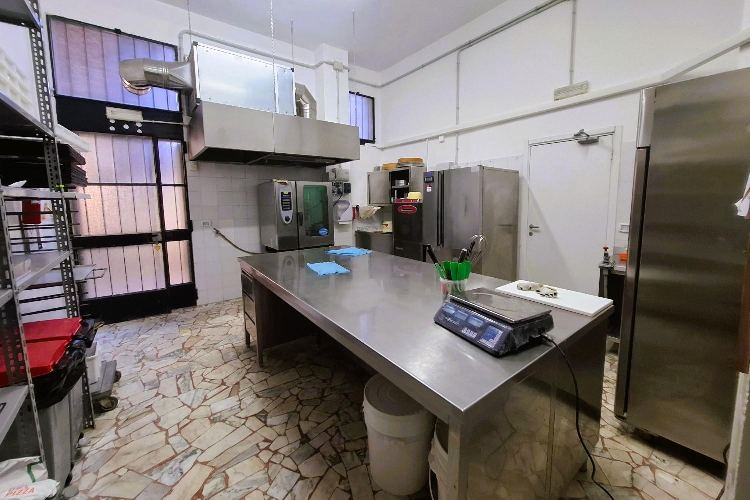 immobile negozio all'asta in Cso Alfonso Lamarmora, 55, 15121 Alessandria AL, Italia Alessandria, Alessandria - 1