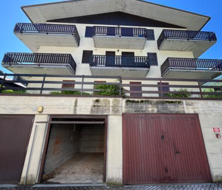 immobile garage all'asta in Via Genziana, 14, 23031 Aprica SO, Italia Aprica, Sondrio - 1