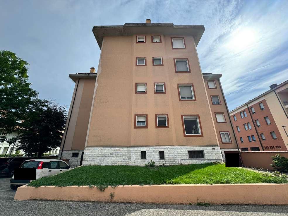 immobile appartamento all'asta in Via Pietro Mascagni, 14 - 46019 Viadana (MN) - 2